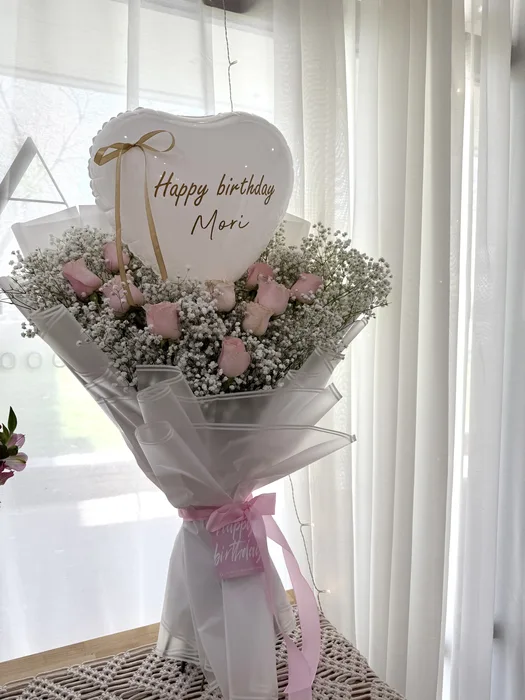 זר נשיקות ורודות